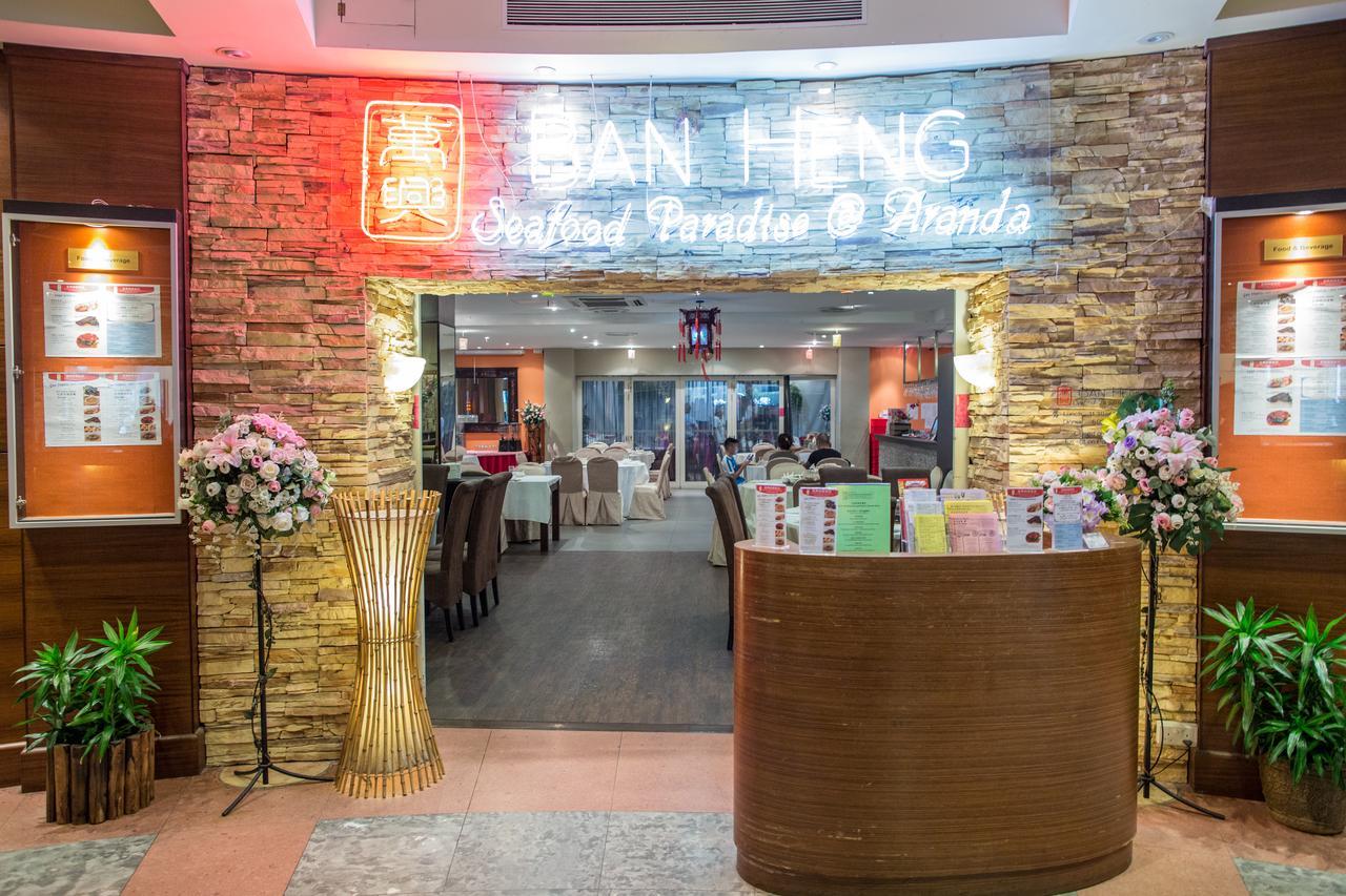Aranda Country Club Singapura Exterior foto